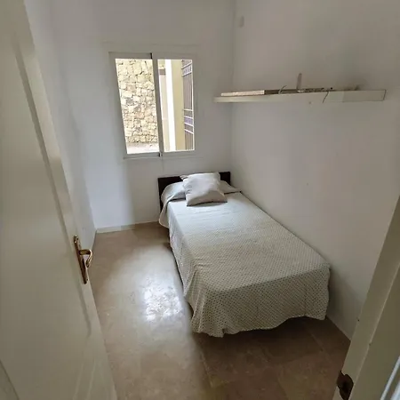 Sea And Sun Hills New Golden Mille Flat 1 埃斯特波纳